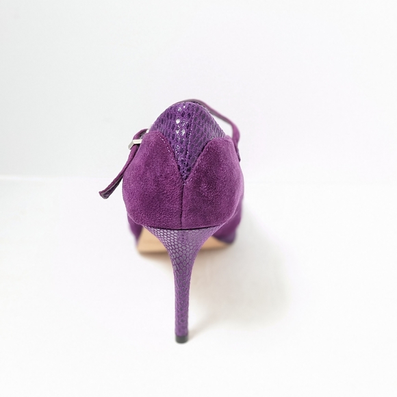 NWT White House black market suede heels - Picture 5 of 16